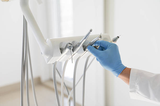 24/7 Emergency Wisdom Tooth Removal experts in Country Club, MO